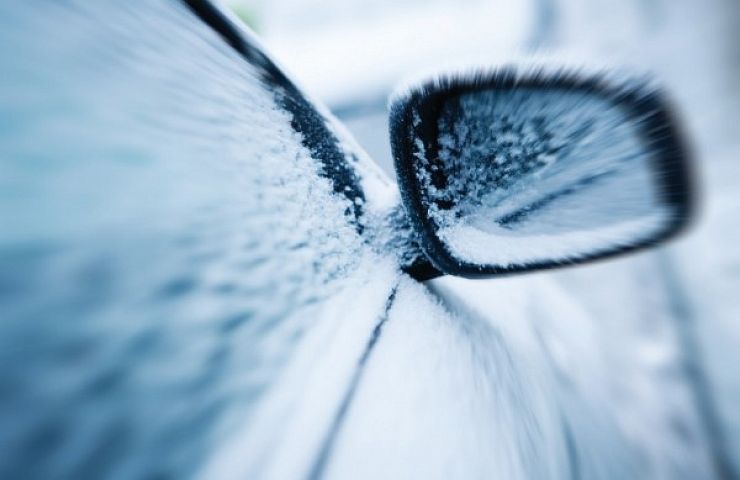 wintery-car-image