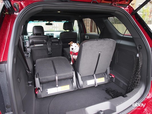 Folding Third Row Seats Fold Flat But Do Not Stow Away