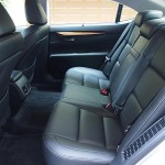 Lexus ES 300h Hybrid back seats