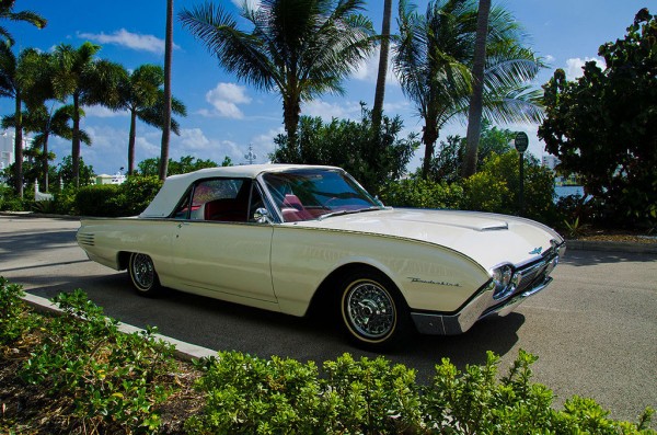 1961 Ford Thunderbird