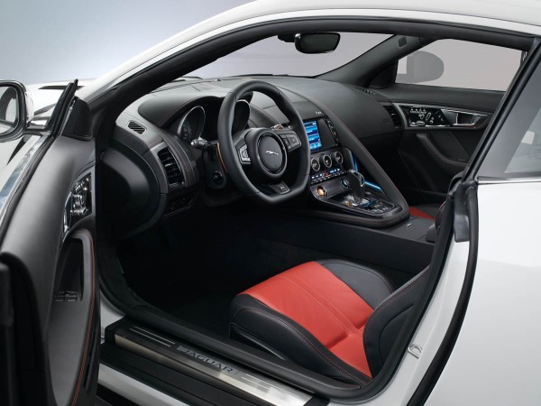 2015 Jaguar F-TYPE R