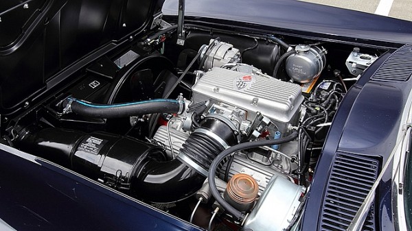 Corvette Stingray Z06 L84 327/360 HP engine
