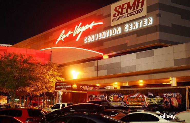 2014 SEMA Show Las Vegas Convention Center