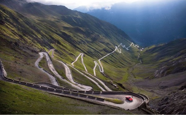 stelvio pass italy