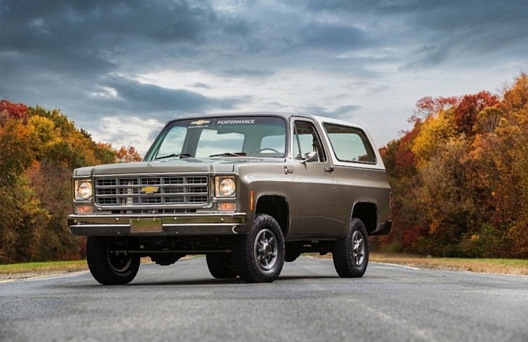 A 1977 K5 Blazer converted to all-electric propulsion at SEMA360.