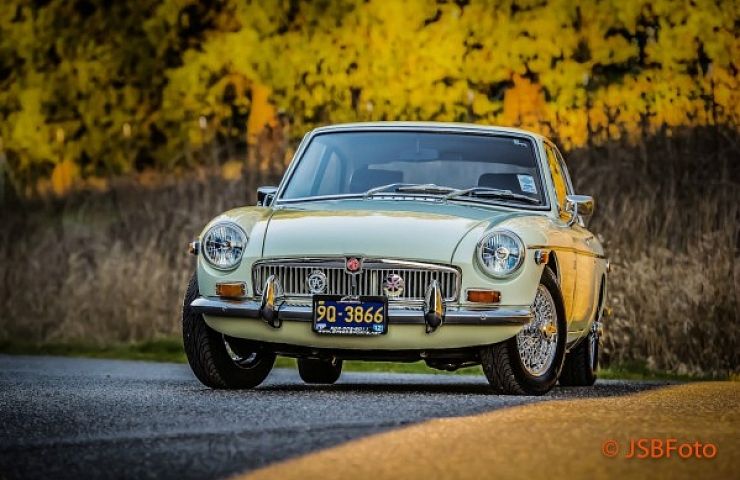 1969 mg mgb gt coupe