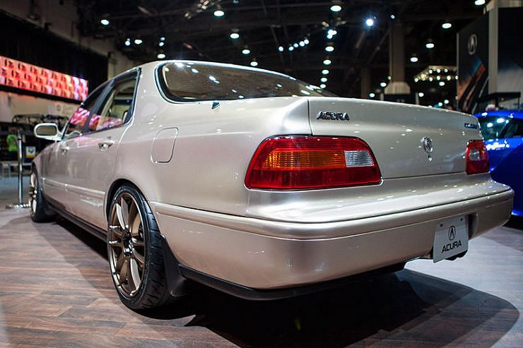 SEMA 2015: Rapper Ludacris Keeps It Real With His 20-Year-Old Acura ...