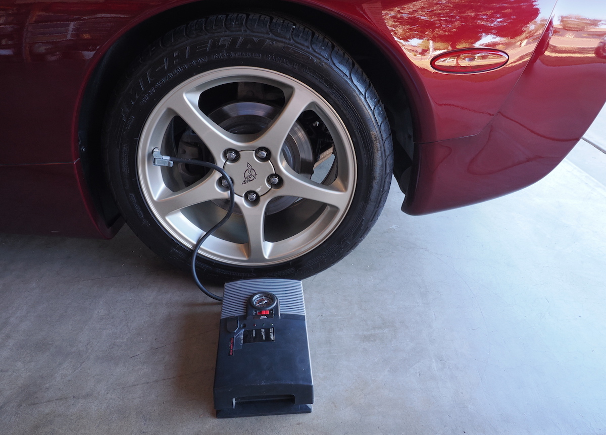 Tire inflator