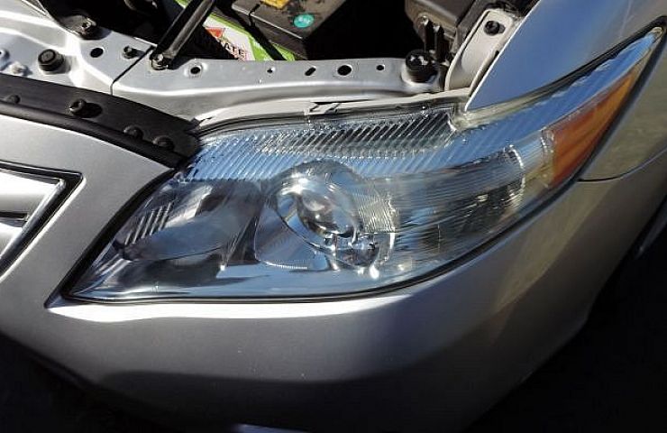 Headlight cleaning