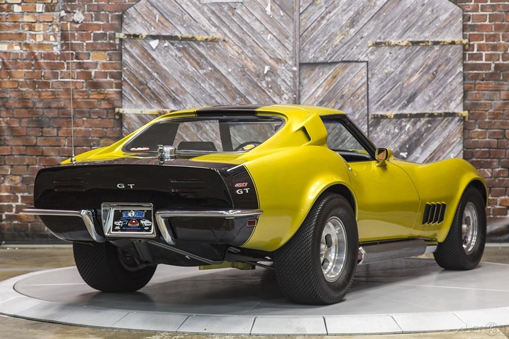 That rear end is special to the Phase Three Corvettes. 