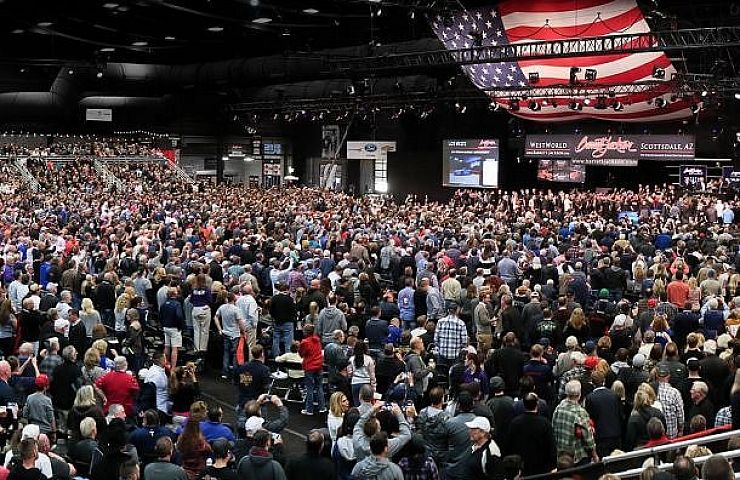 Barrett-Jackson crowds at 2017 Arizona Auction Week