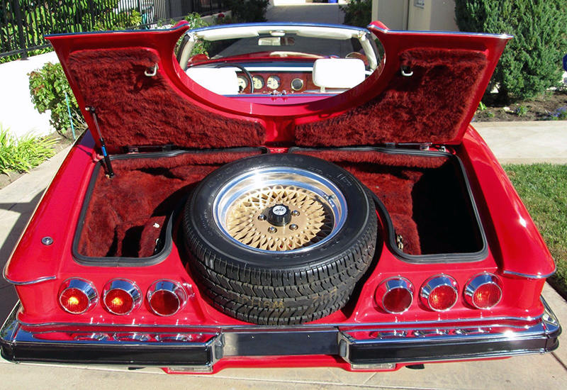 That luxury trunk is the last word in upscale motoring. That luxury trunk is the last word in upscale motoring. 