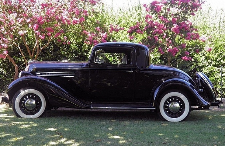 1935 Model 73 Graham Blue Streak Special 6 Business Coupe