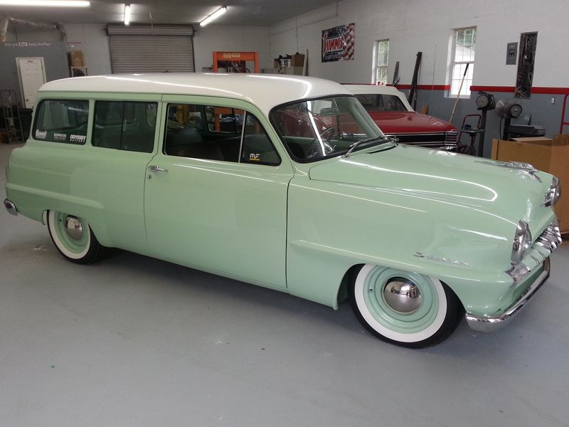 Richard Petty gave a broken-down 1953 Plymouth Suburban to Rutledge Wood. “The Kenwood Rod Shop took a rusted pile of a car and made my dreams come true,” said Rut.