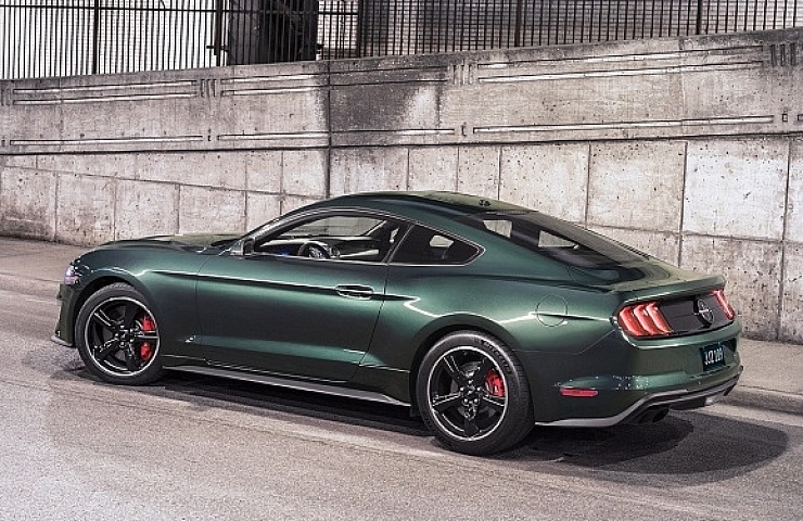 Celebrating the 50th anniversary of iconic movie “Bullitt” and its fan-favorite San Francisco car chase, Ford introduces the new cool and powerful 2019 Mustang Bullitt.