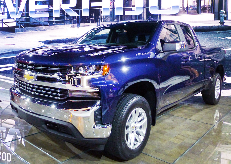 The Chevy Silverado for 2019 is bigger—but 450 pounds lighter.