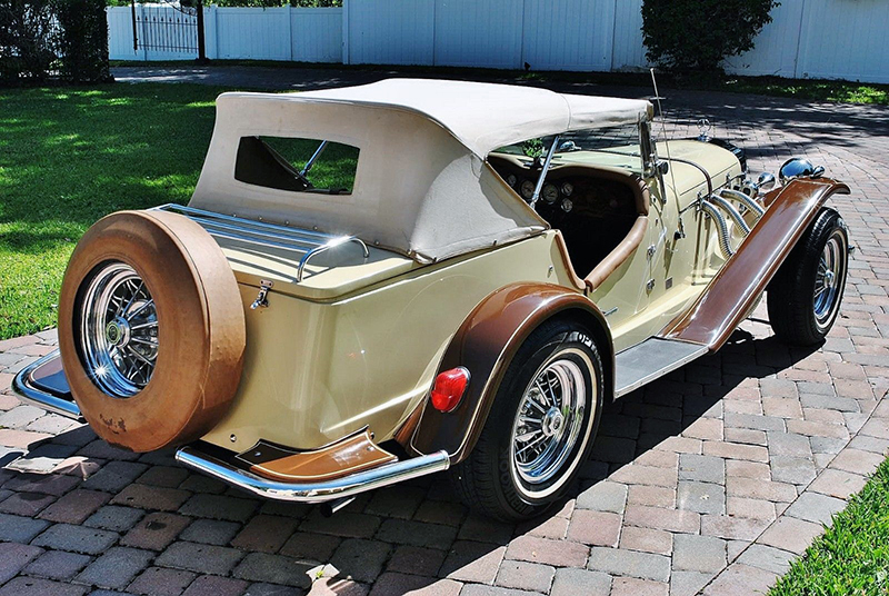The body is no-rust fiberglass.