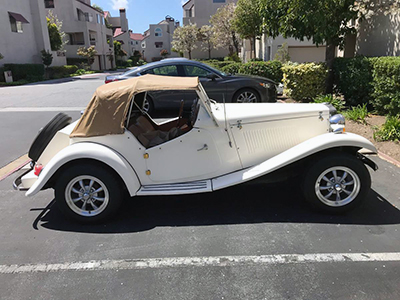 1952 MG-TD replica built on a VW chassis