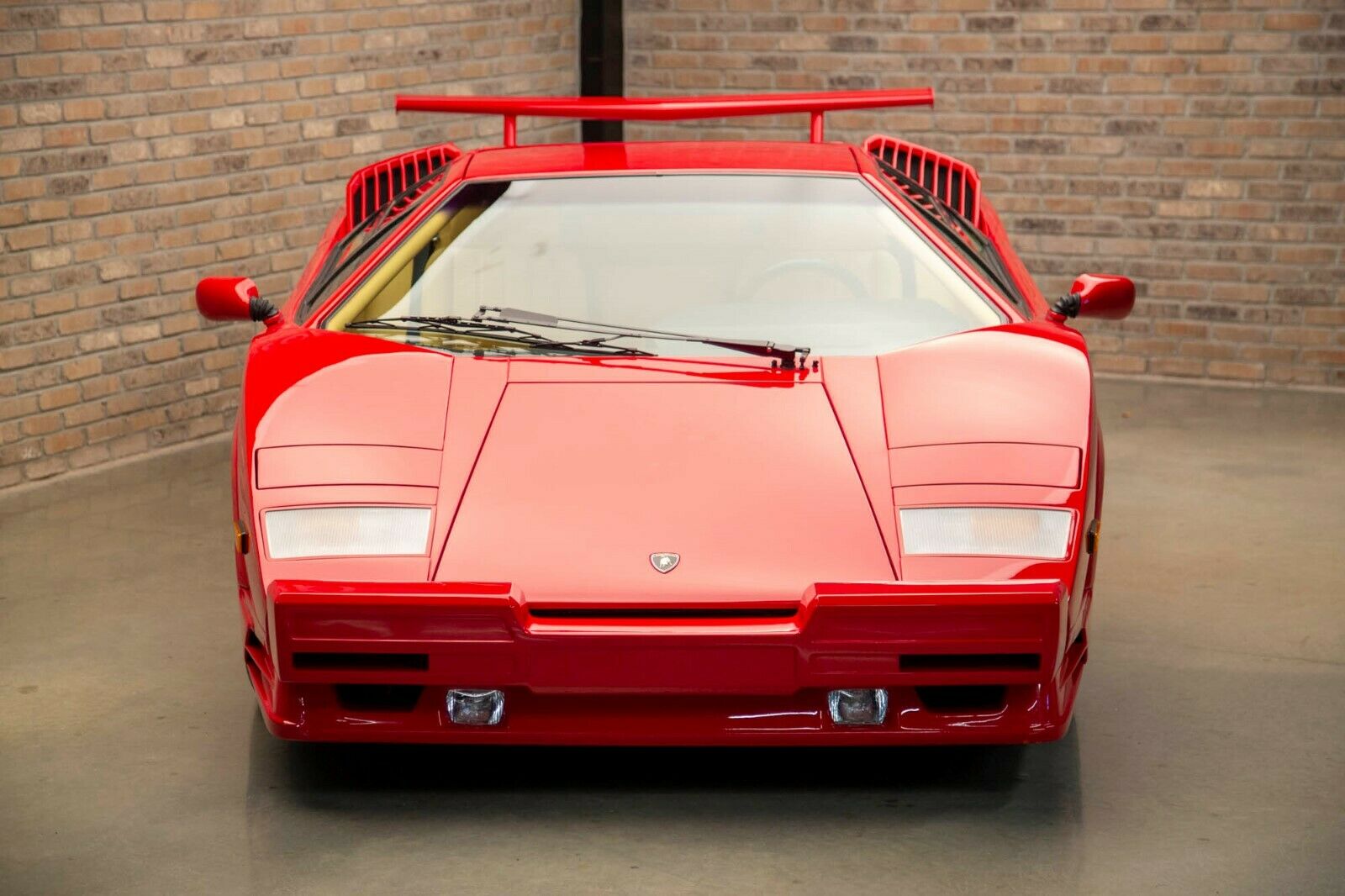 Front view of 1989 Lamborghini Countach