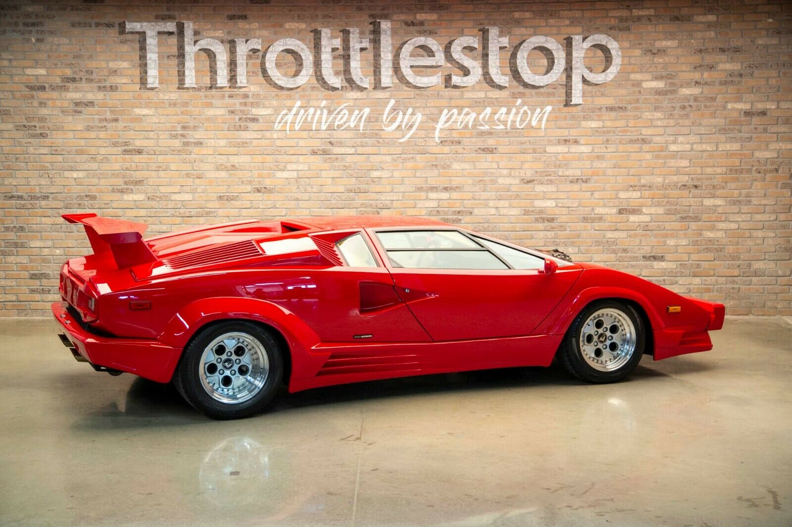 Side view of 1989 Lamborghini Countach