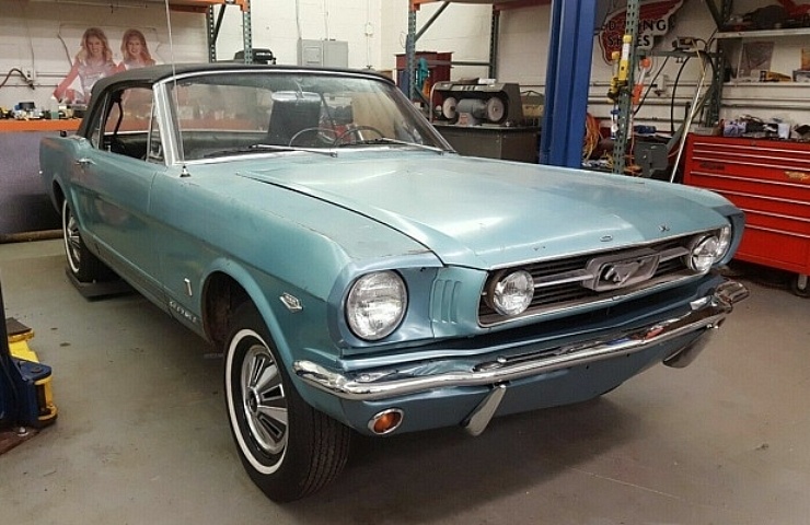 1966 Ford Mustang K Code - Front