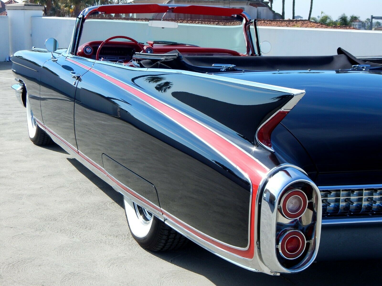 1960 Cadillac Biarritz tail fin.