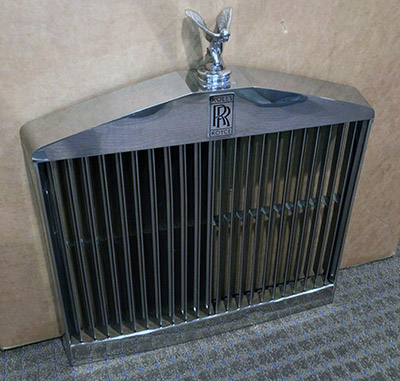 The RR grille would add class to any vehicle.