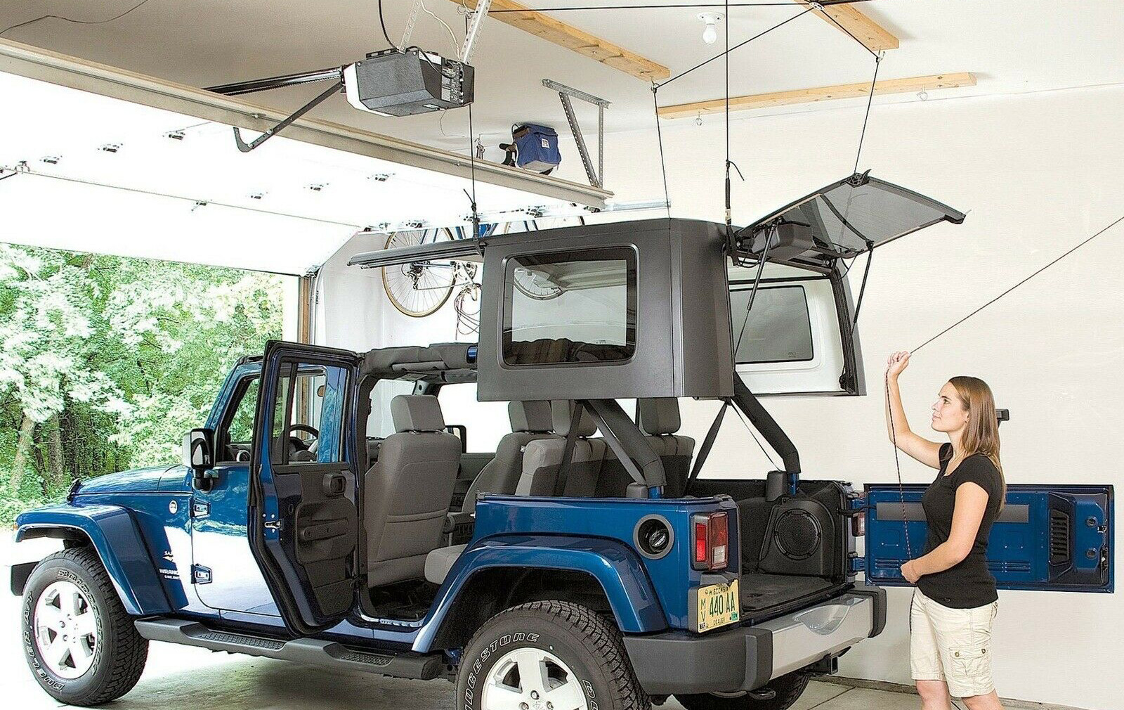 Jeep Lifts and Hoists: Removing and Storing Hardtops - eBay Motors Blog