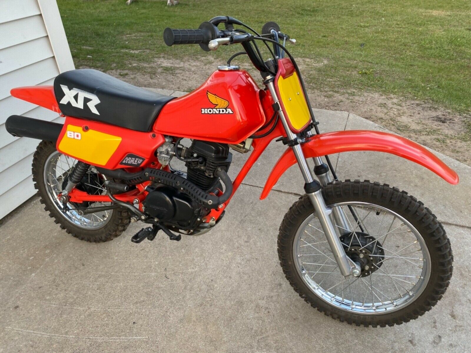 1981 Honda XR80 Rekindle the Joy of a Kid on a Dirt Bike