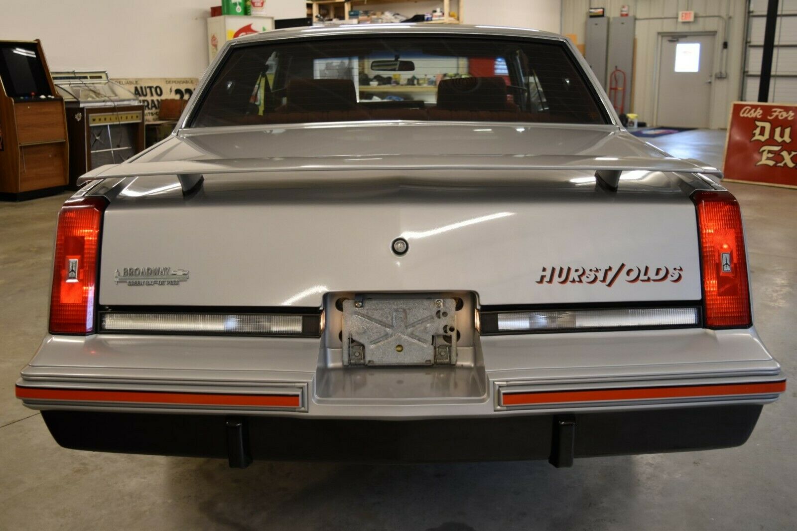 Survivor 1984 Hurst/Olds Cutlass Has Wild Triple Shifter - eBay Motors Blog