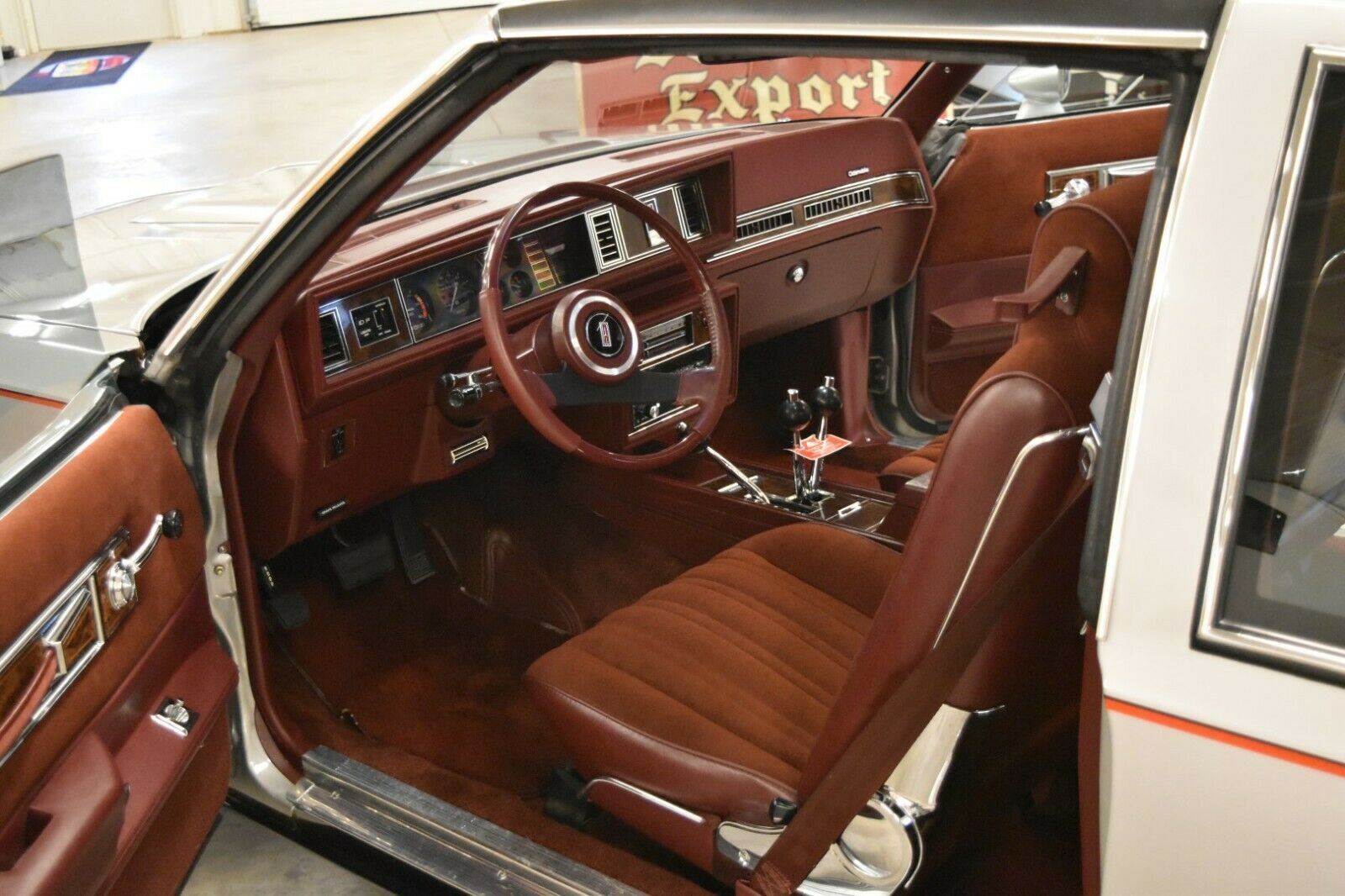 Survivor 1984 Hurst/Olds Cutlass Has Wild Triple Shifter - eBay Motors Blog