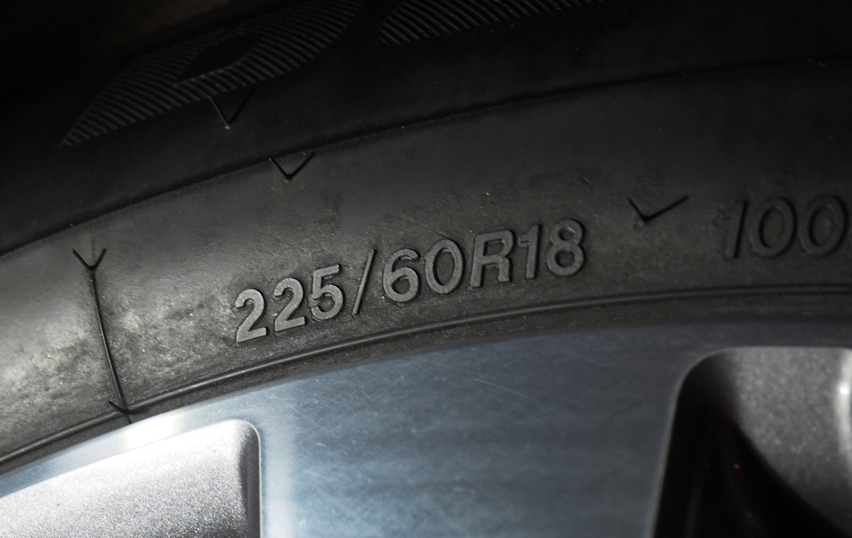 These numbers provide a lot of details and tell you how to read the tire size.