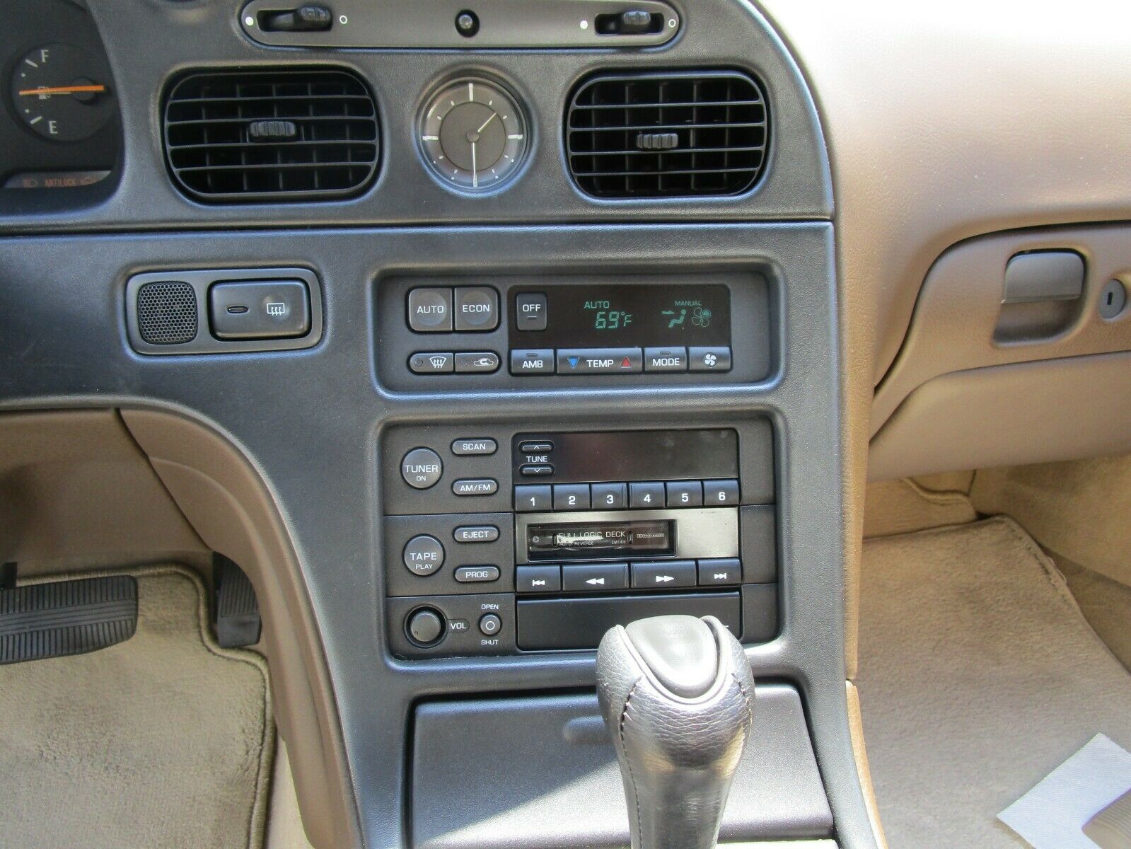 2006 INFINITI Q45 Press Kit