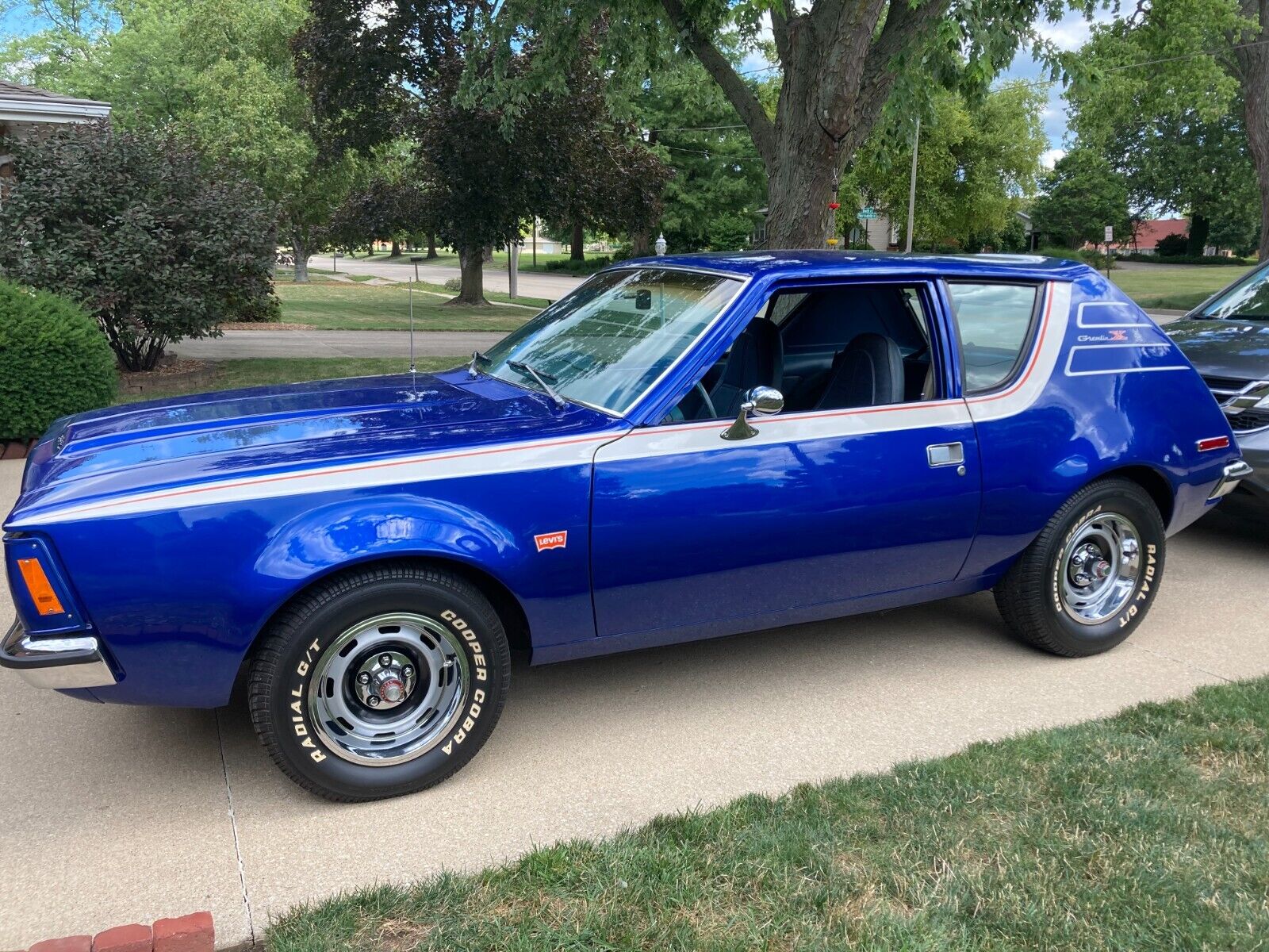 Blue-Jean AMC Gremlin X Packs a Chevy Punch - eBay Motors Blog