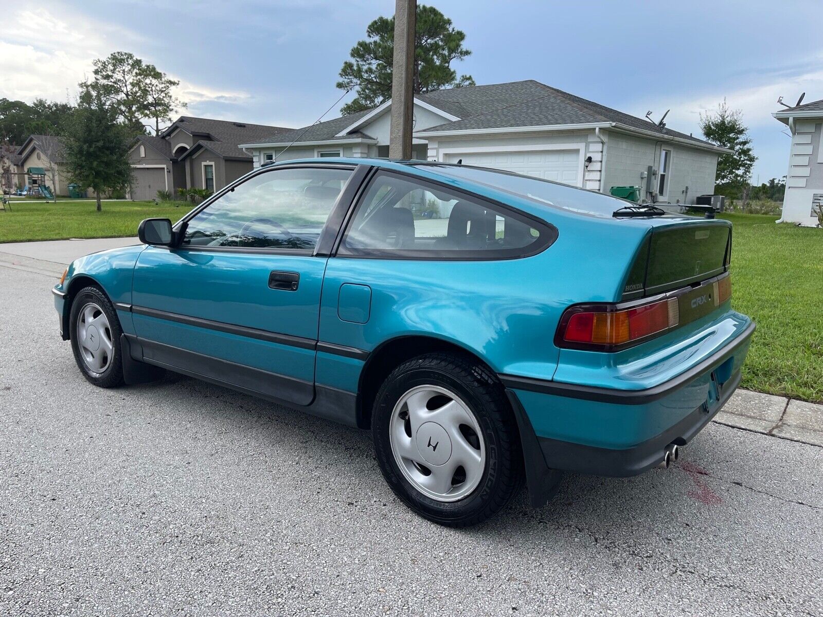 Totally Rad Honda CRX Rules the Twisties -  Motors Blog