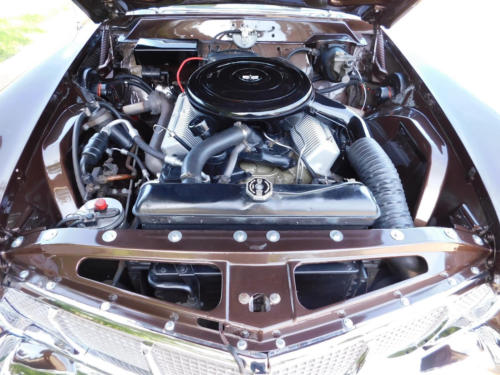 1956 Lincoln Continental - Y-block V-8 engine