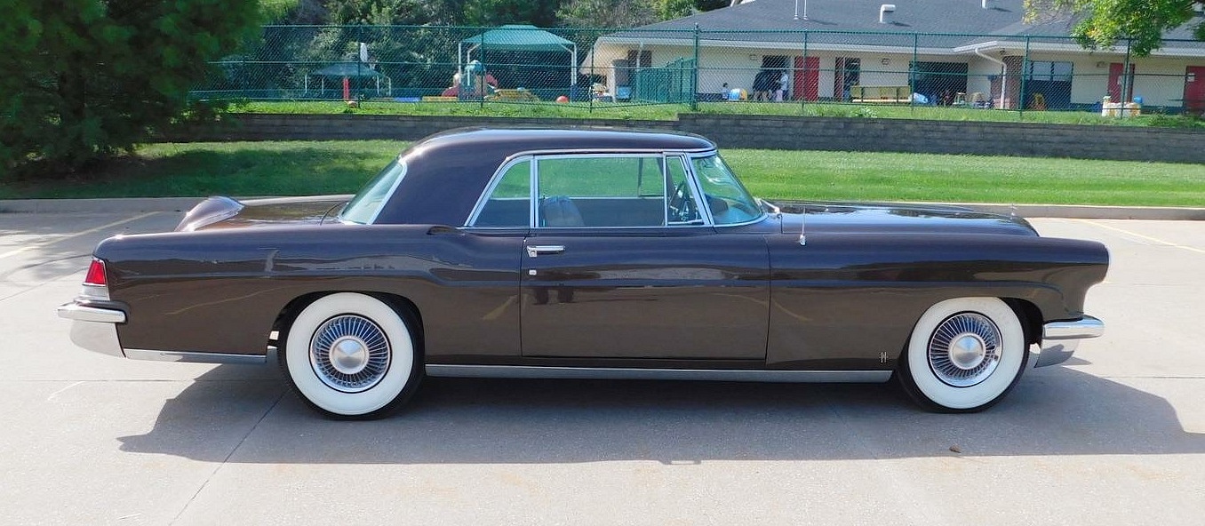 1956 Lincoln Continental - right side