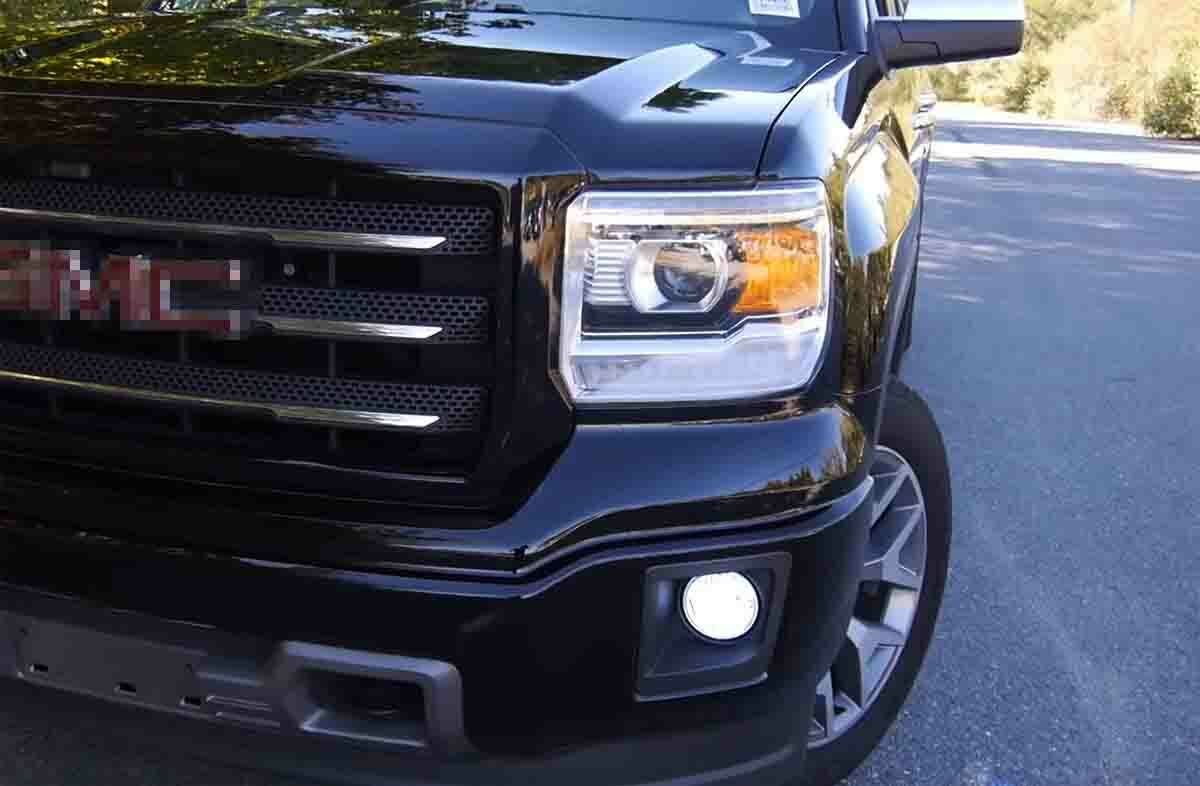 GMC Fog Light