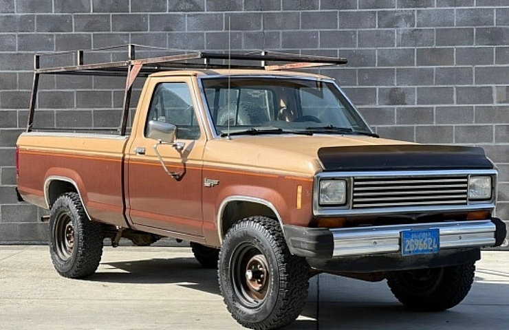1983 Ford Ranger - right front profile