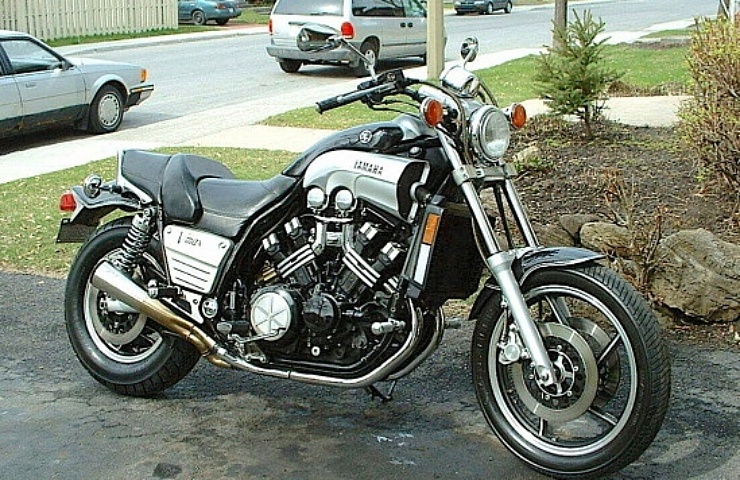 1985 Yamaha VMAX - right front profile