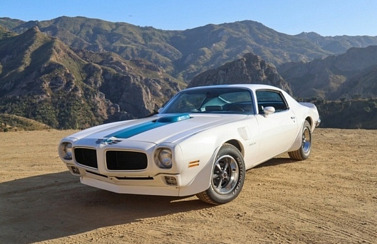 1970 Pontiac Trans Am - left front profile - featured