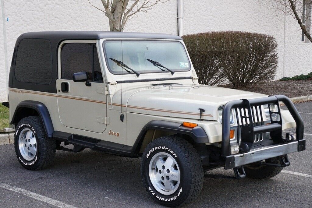 How Jeep Fans Learned to Embrace the Jeep Wrangler YJ - eBay Motors Blog