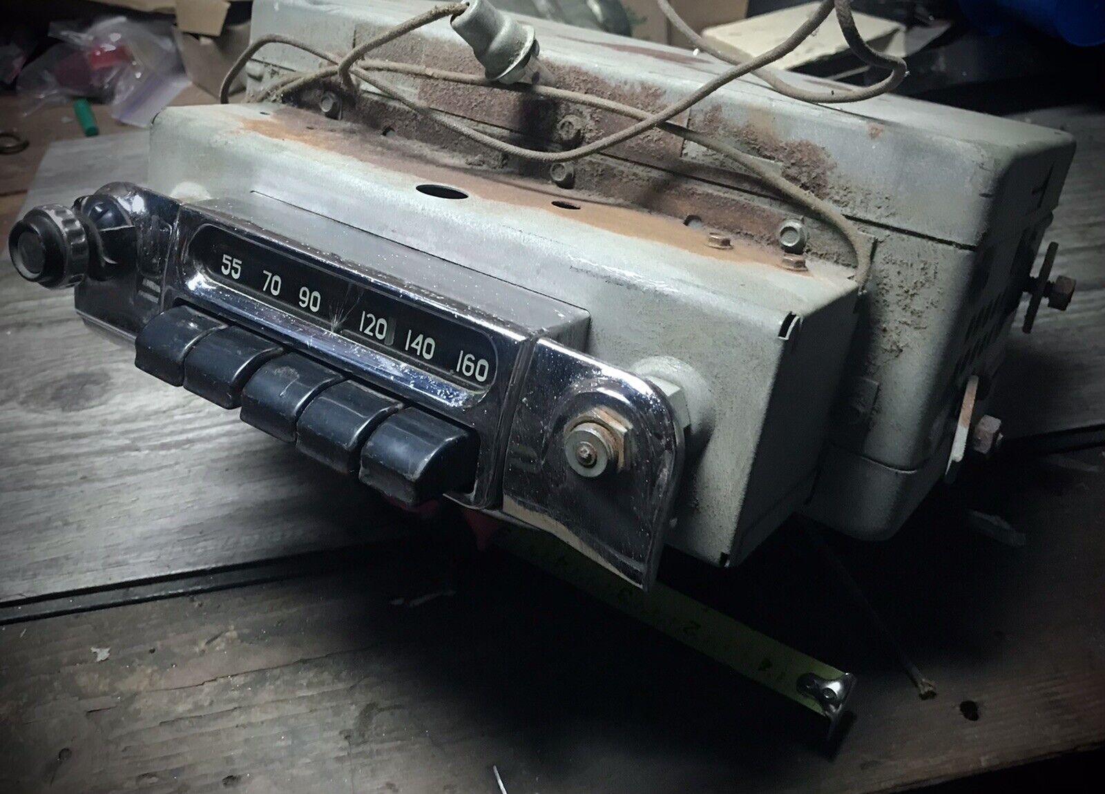 1954 Chevrolet Bel Air tube radio