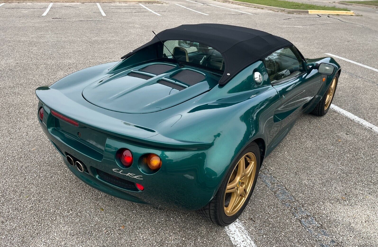 1997 Lotus Elise S1 - right rear profile high