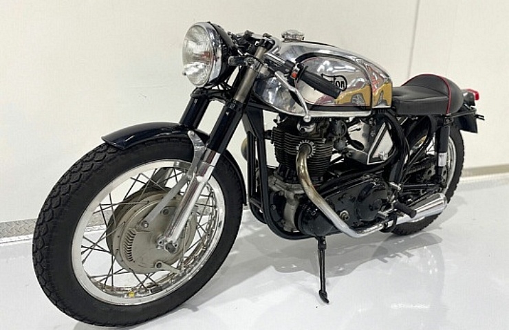 A Museum-Quality 1998 Moto Guzzi Centauro -  Motors Blog