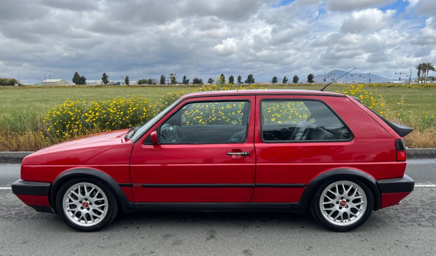 1990 Volkswagen Golf GTI - left side -cropped