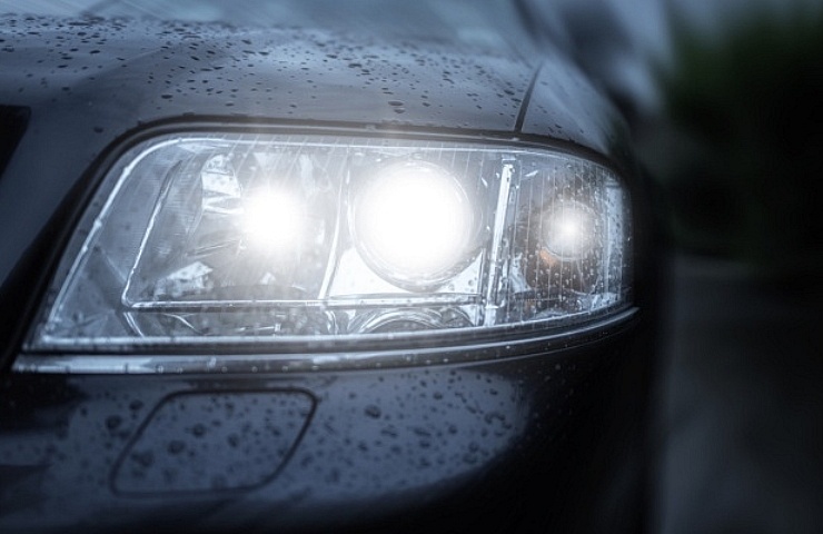LED car headlight in the rain