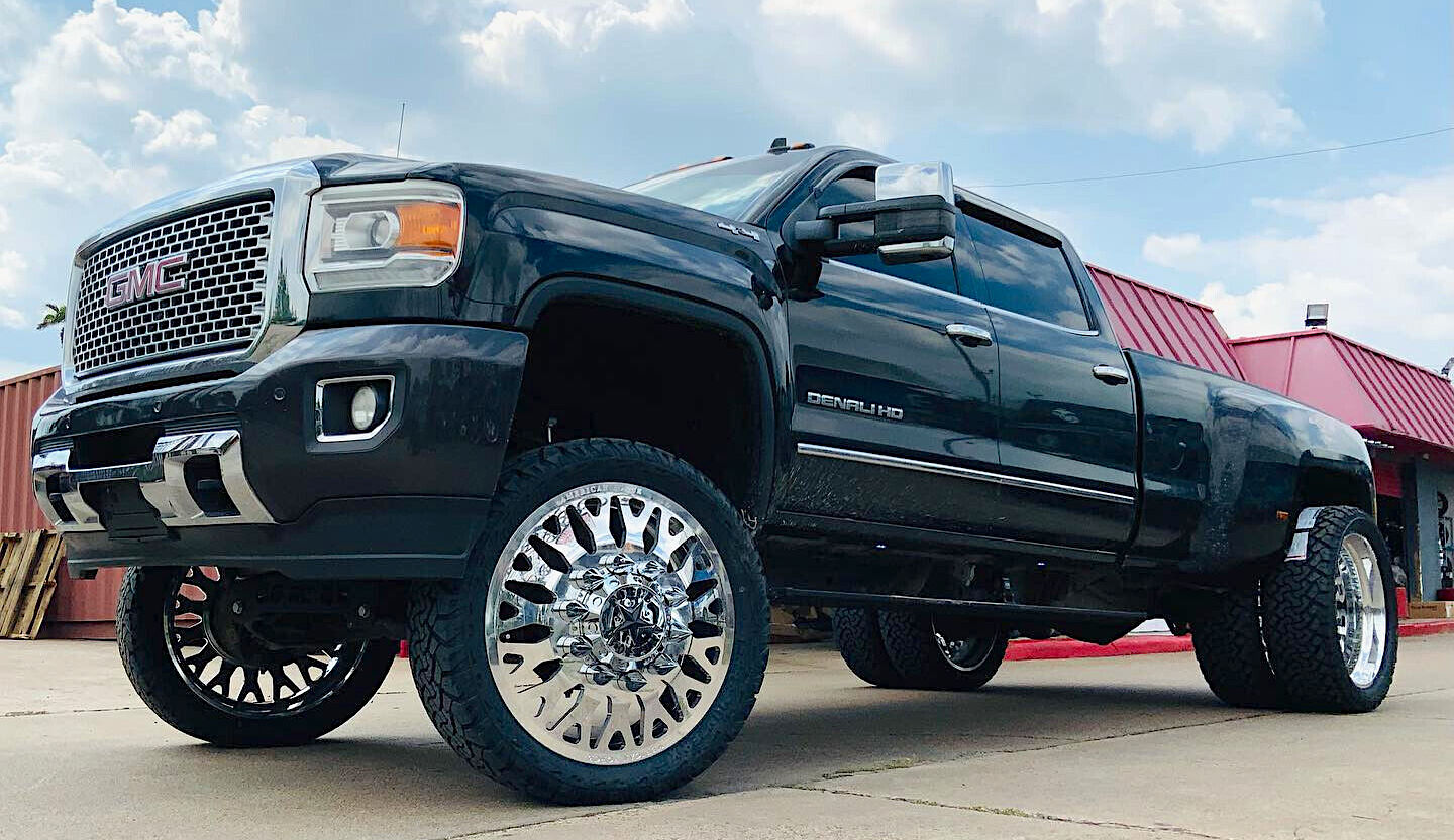 American Force G17 Evo wheel and tire package