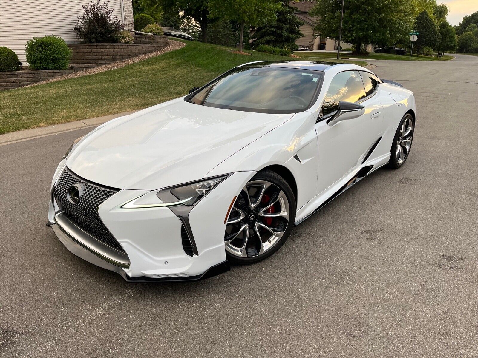 Lexus LC500 Naturally Aspirated V-8 - eBay Motors Blog