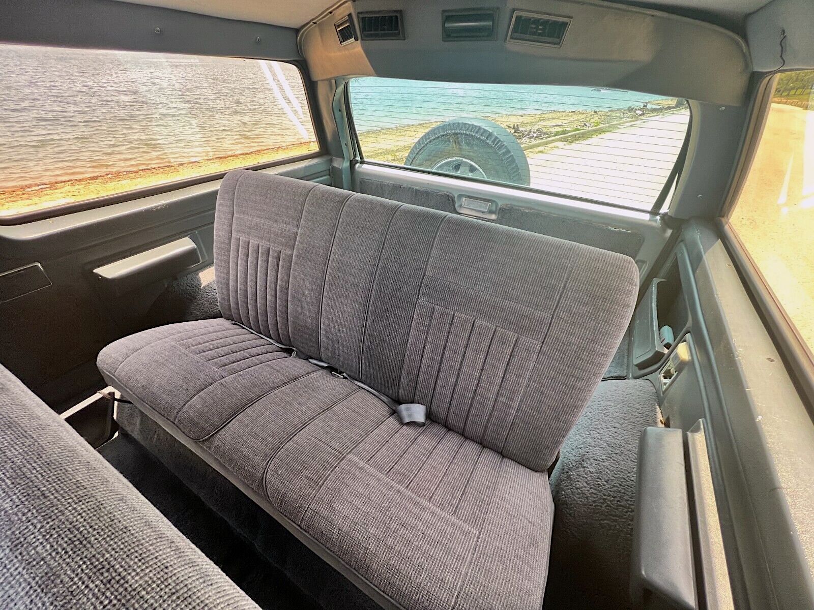 1988 ford hotsell bronco interior